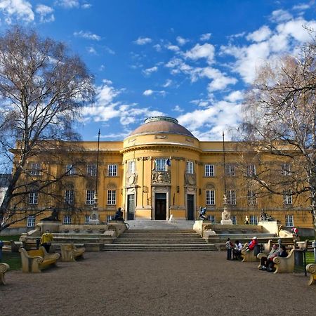City Life Apartment Дебрецен Экстерьер фото