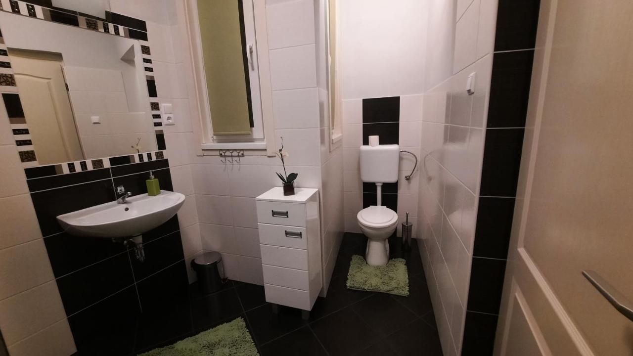 City Life Apartment Дебрецен Экстерьер фото