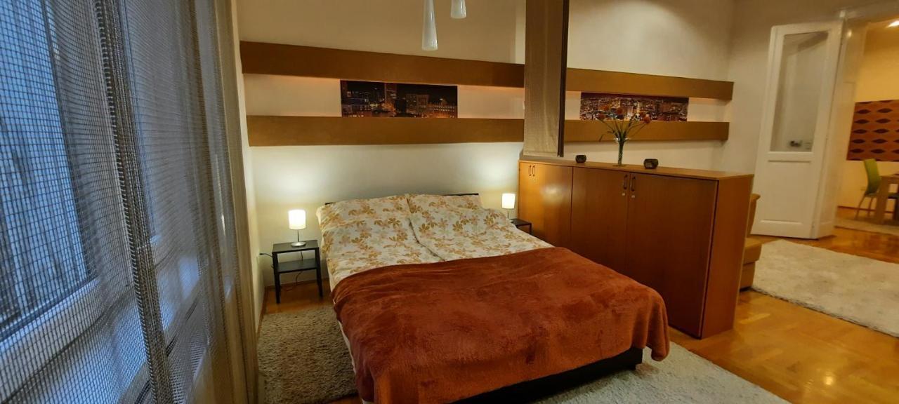 City Life Apartment Дебрецен Экстерьер фото